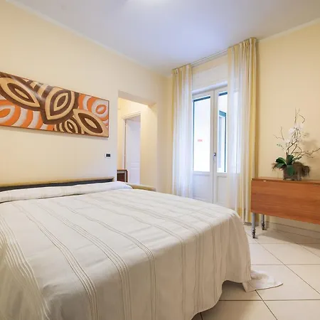 Colombo 4*