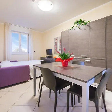 Apartmanhotel Colombo 4*