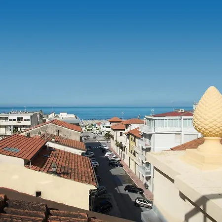 Colombo 4*