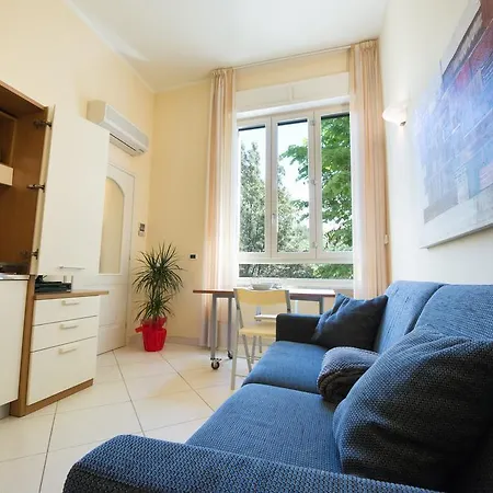 Colombo Aparthotel 3*